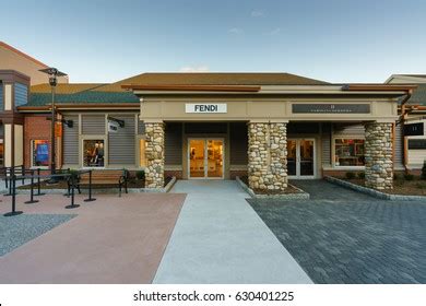 Fendi woodbury outlet store